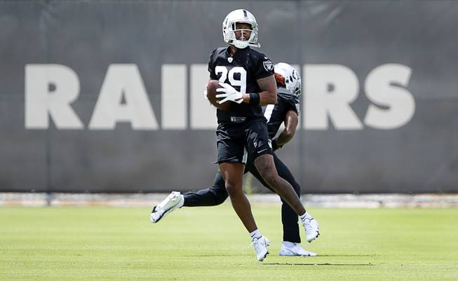 Raiders CB Casey Hayward Proving To Be Free Agency Steal