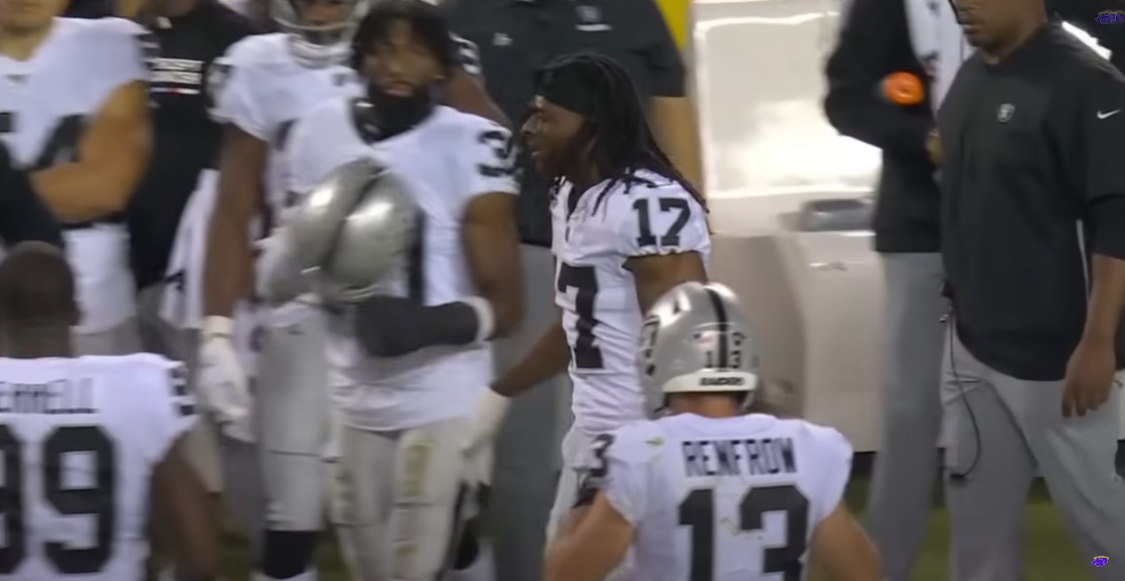 Raiders Fans Don't Believe Davante Adams Deserves Suspension