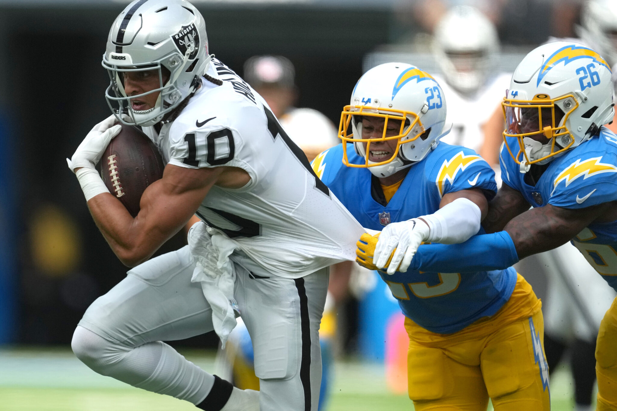 Mack Hollins & Derek Carr