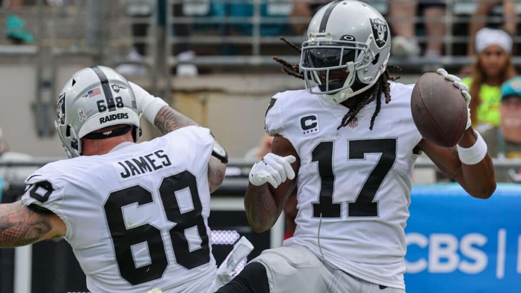 Raiders vs. Rams