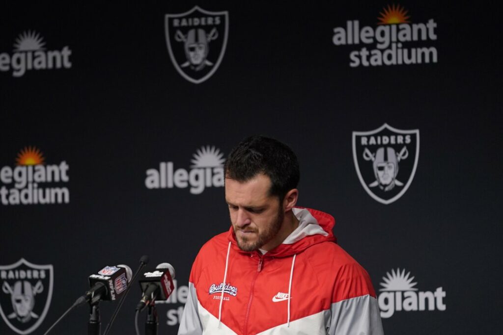 Derek Carr vs. Boomer Esiason And NYC
