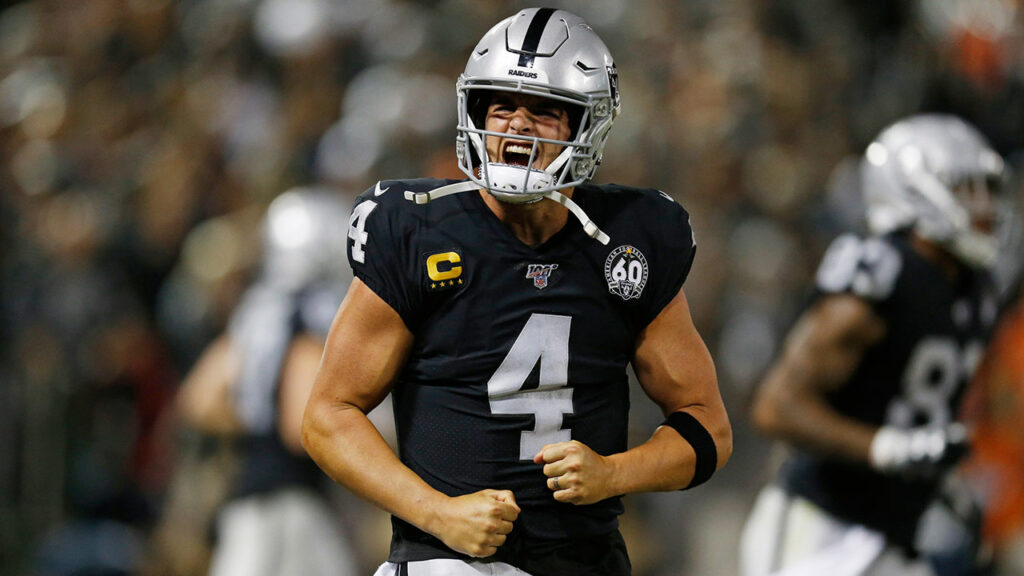 Raiders QB Derek Carr