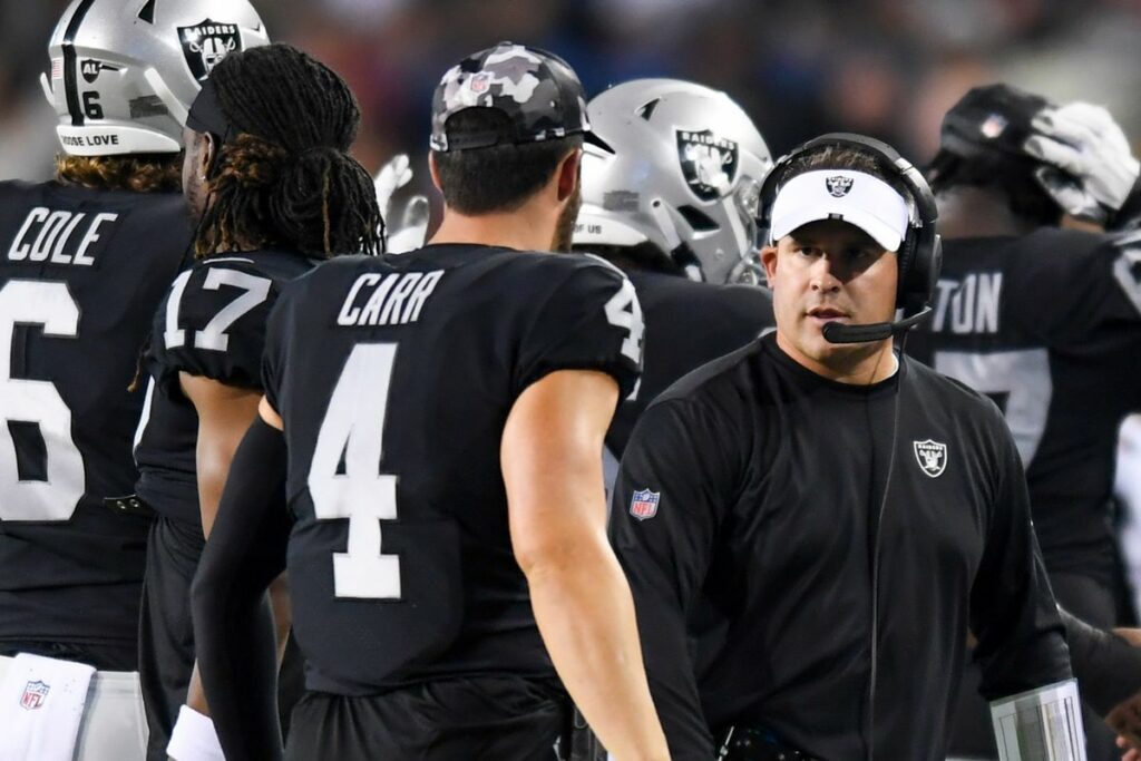 Head coach Josh McDaniels and Quarterback Derek Carr, Las Vegas Raiders (Photo by Getty Images)