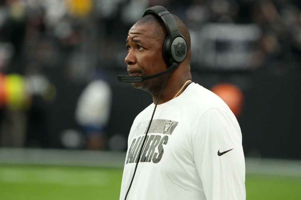 Las Vegas Raiders defensive coordinator Patrick Graham (Photo by USA TODAY Sports)