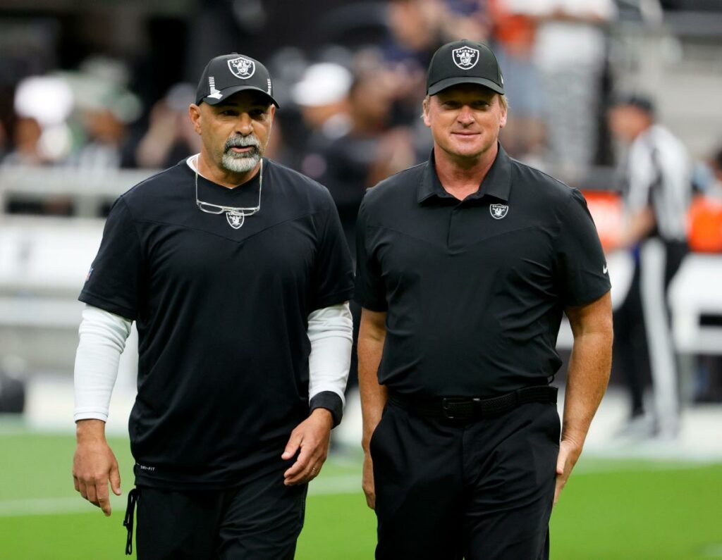 Raiders HC Rich Bisaccia & Jon Gruden, Derek Carr