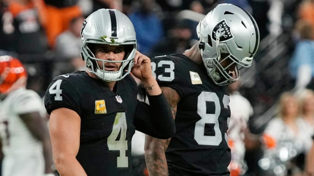 Raiders TE Darren Waller & Derek Carr
