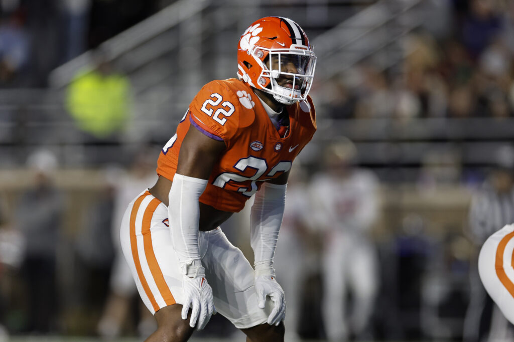 Linebacker Trenton Simpson