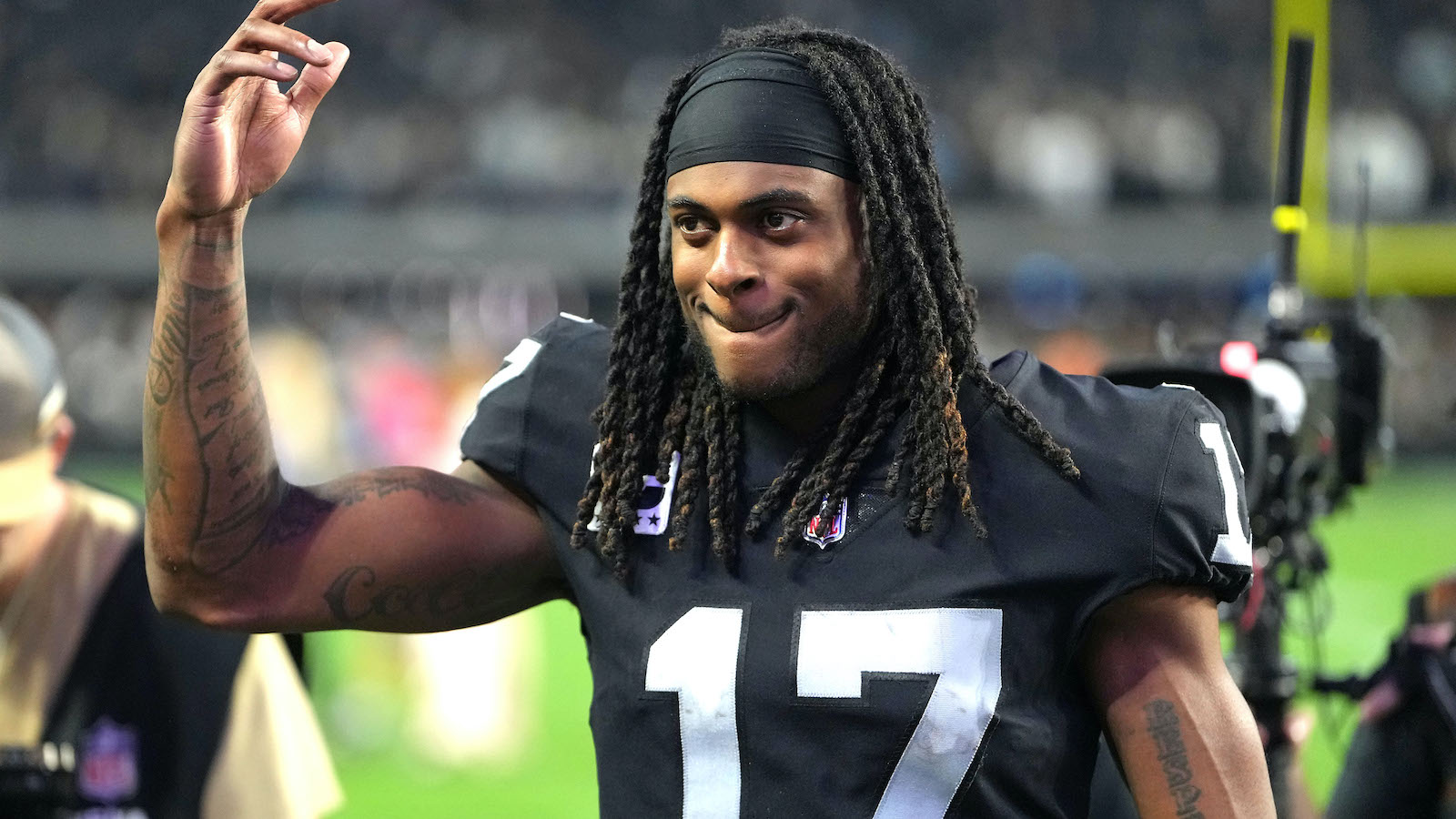 Raiders WR Davante Adams Quick To Shut Down Jimmy Garoppolo