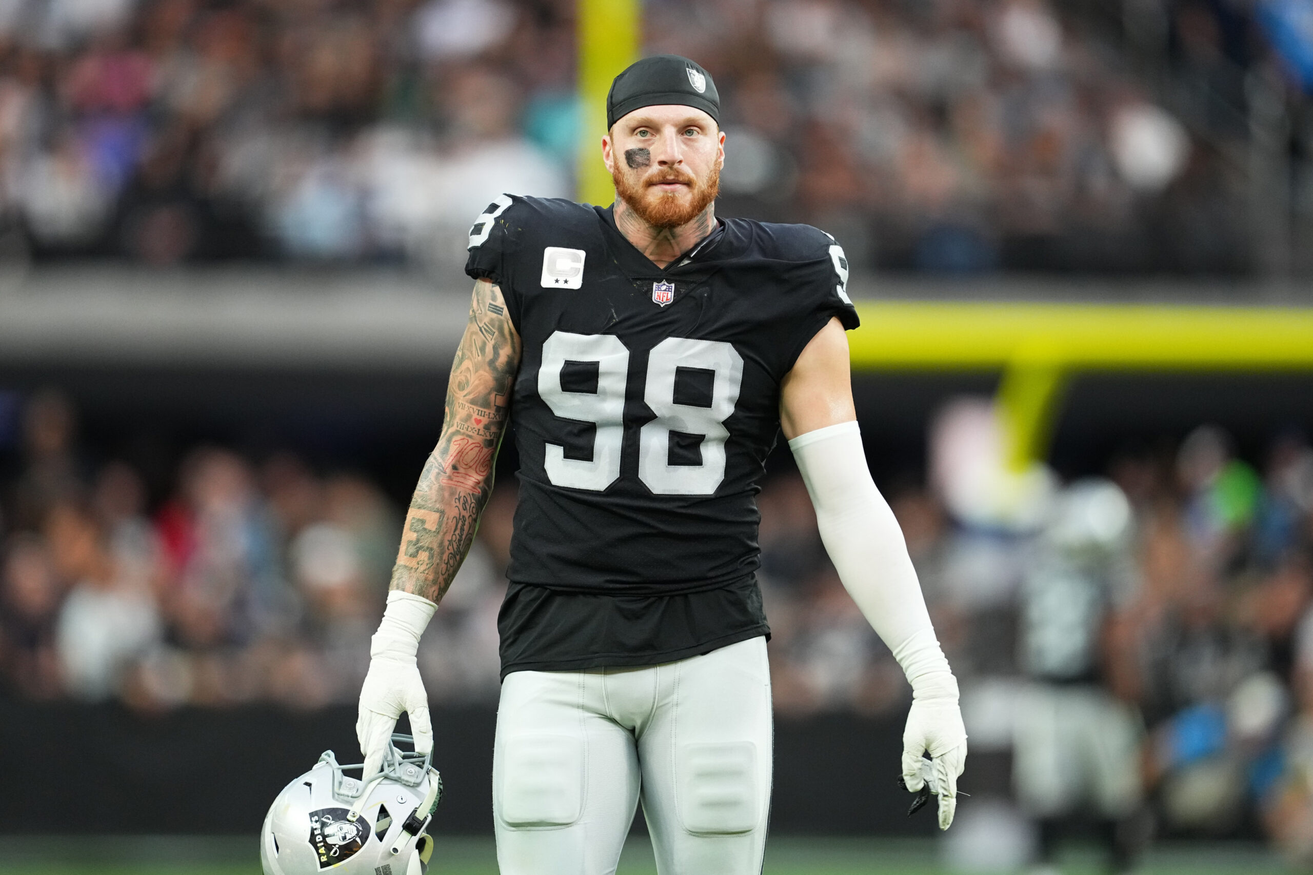 Maxx Crosby wouldn't be surprised if Tom Brady 'shows up in a Raiders jersey'  