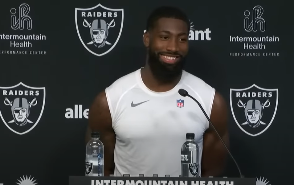 Raiders CB Nate Hobbs