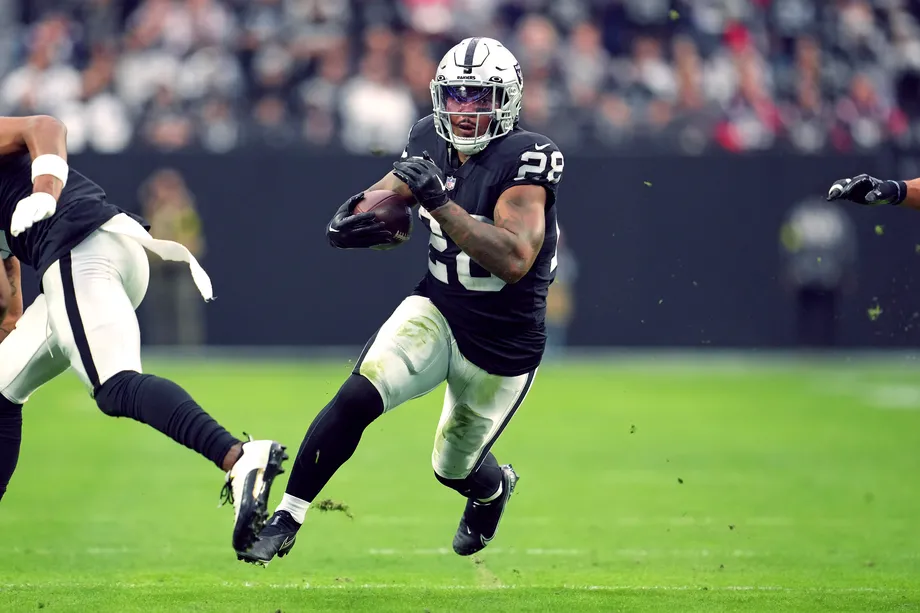 Raiders add Ameer Abdullah after using tag on Josh Jacobs