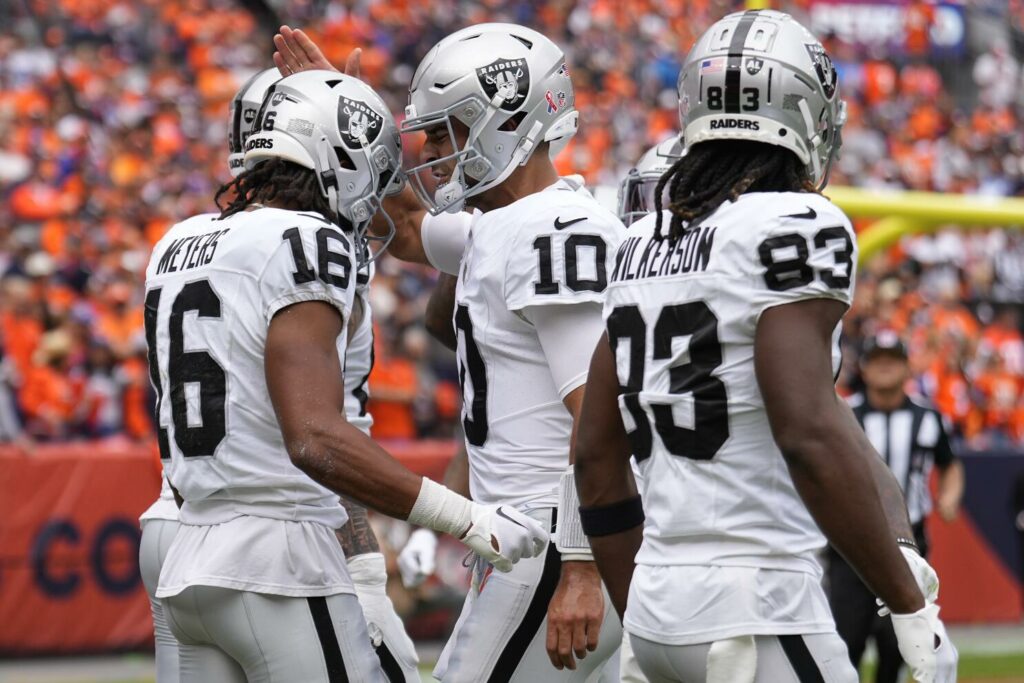 Las Vegas Raiders: 5 Positive Signs Heading Into Week 2 vs. The Bills, Jakobi Meyers, Jimmy Garoppolo