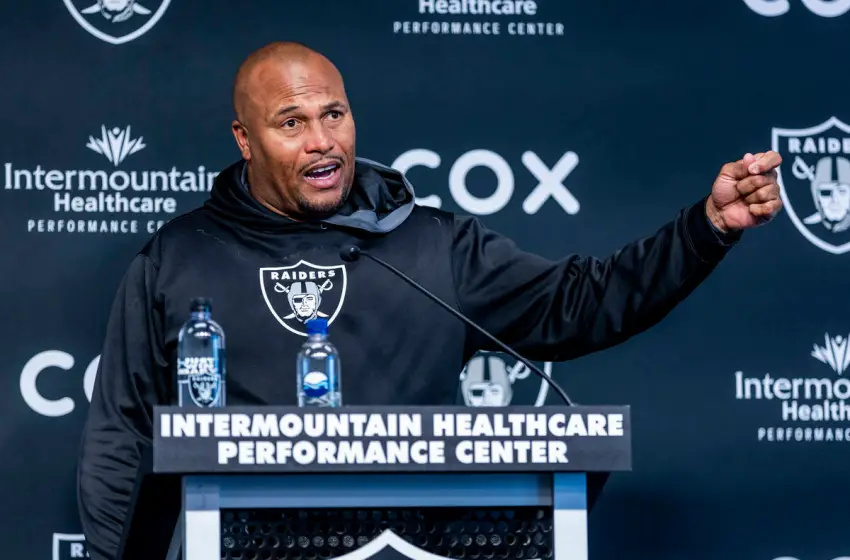 Antonio Pierce; Las Vegas Raiders