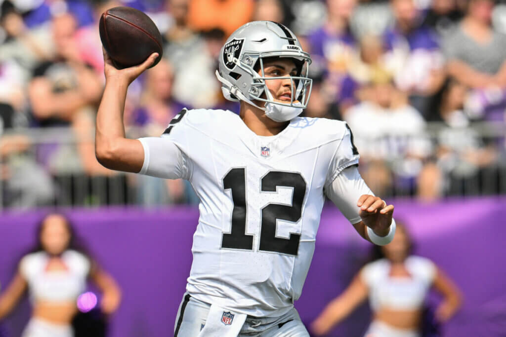 Las Vegas Raiders quarterback Aidan O'Connell, Gardner Minshew