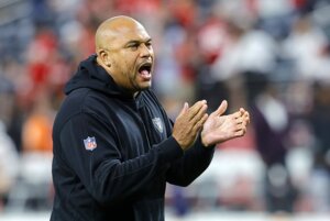 Las Vegas Raiders HC Antonio Pierce