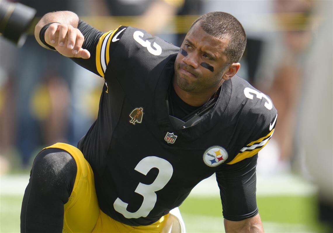 Raiders News: Steelers QB Russell Wilson could be in play