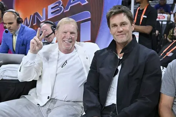 Mark Davis welcomes Tom Brady to the Las Vegas Raiders organization