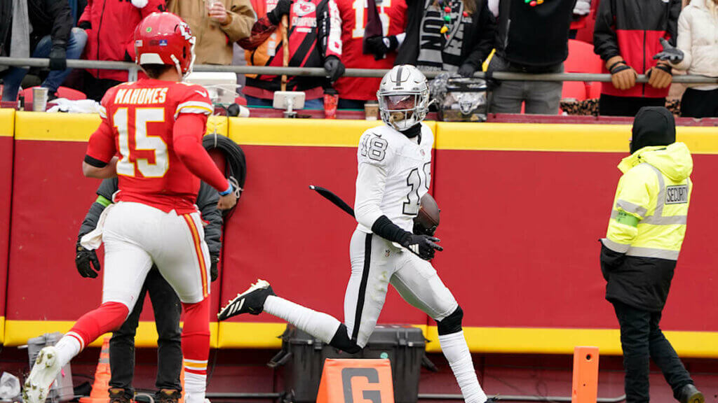 Raiders News: Rivalry Week, Chiefs, and more.