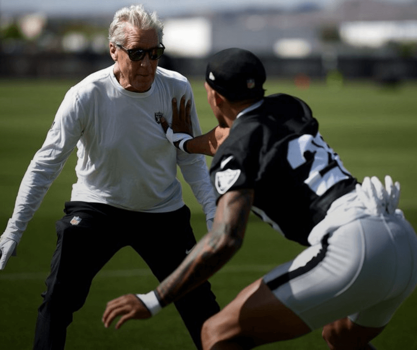 Raiders HC Pete Carroll