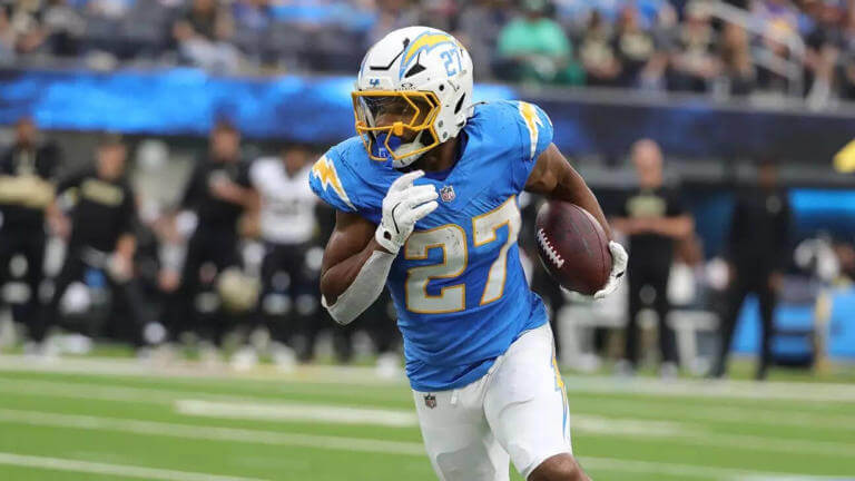 J.K. Dobbins stays in AFC West as member of Denver Broncos