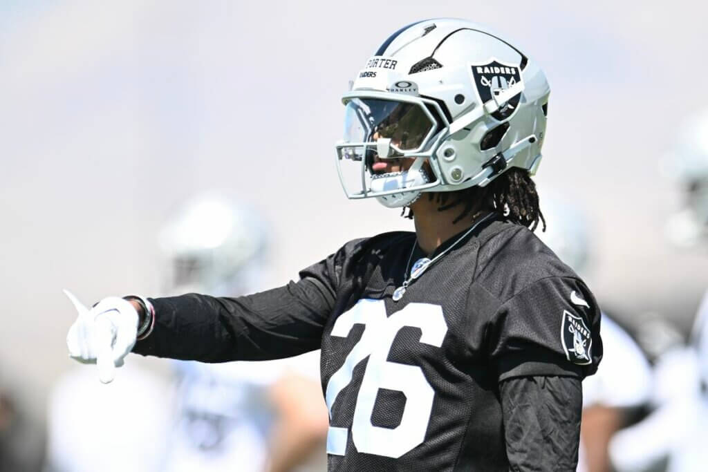 Raiders News: Darien Porter, and more.