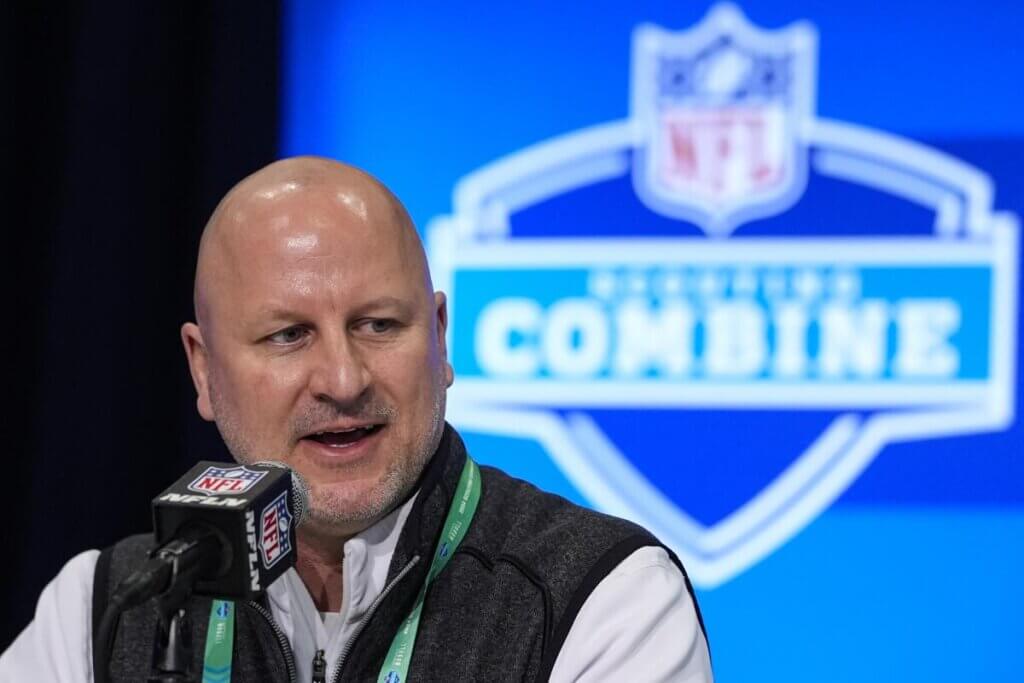 Chargers News: Time to draft a pass rusher?