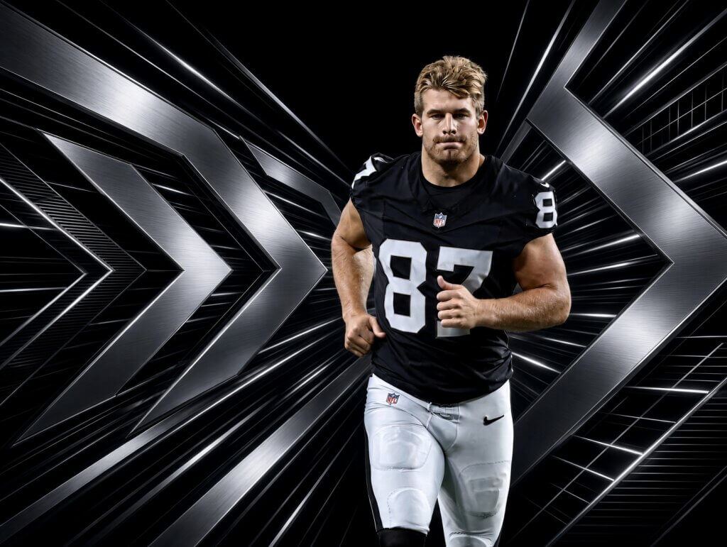 Las Vegas Raiders / Michael Mayer