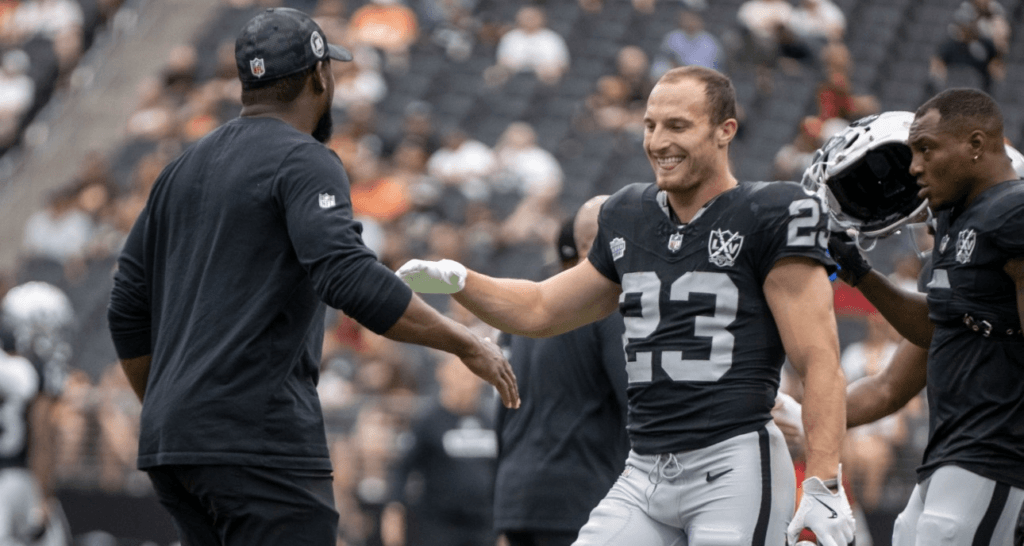 Las Vegas Raiders / Dylan Laube